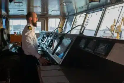 Jabatan Dan Tugas Deck Department Di Kapal Pesiar