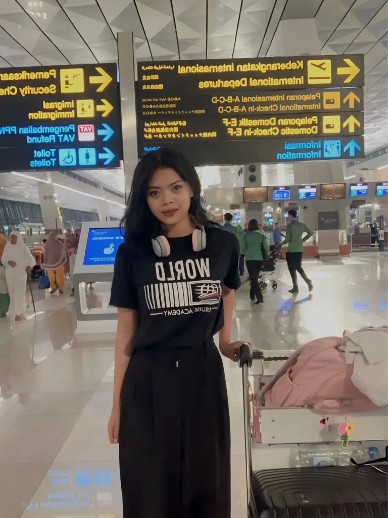 anggun adora cruises