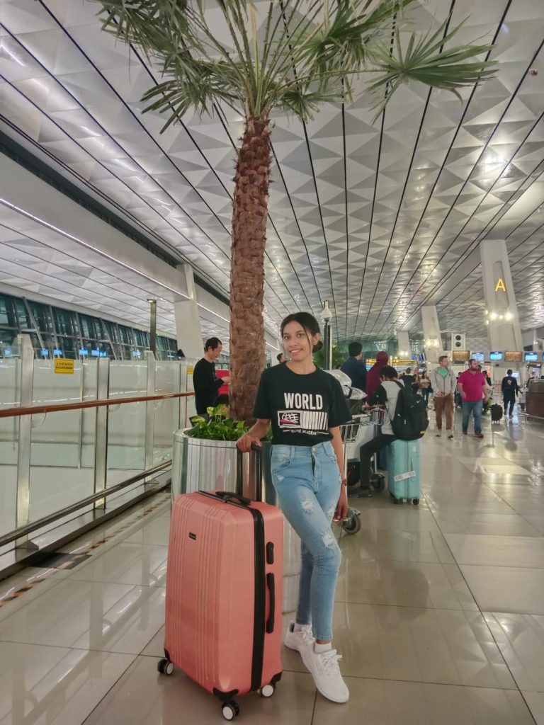 helmina adora cruises